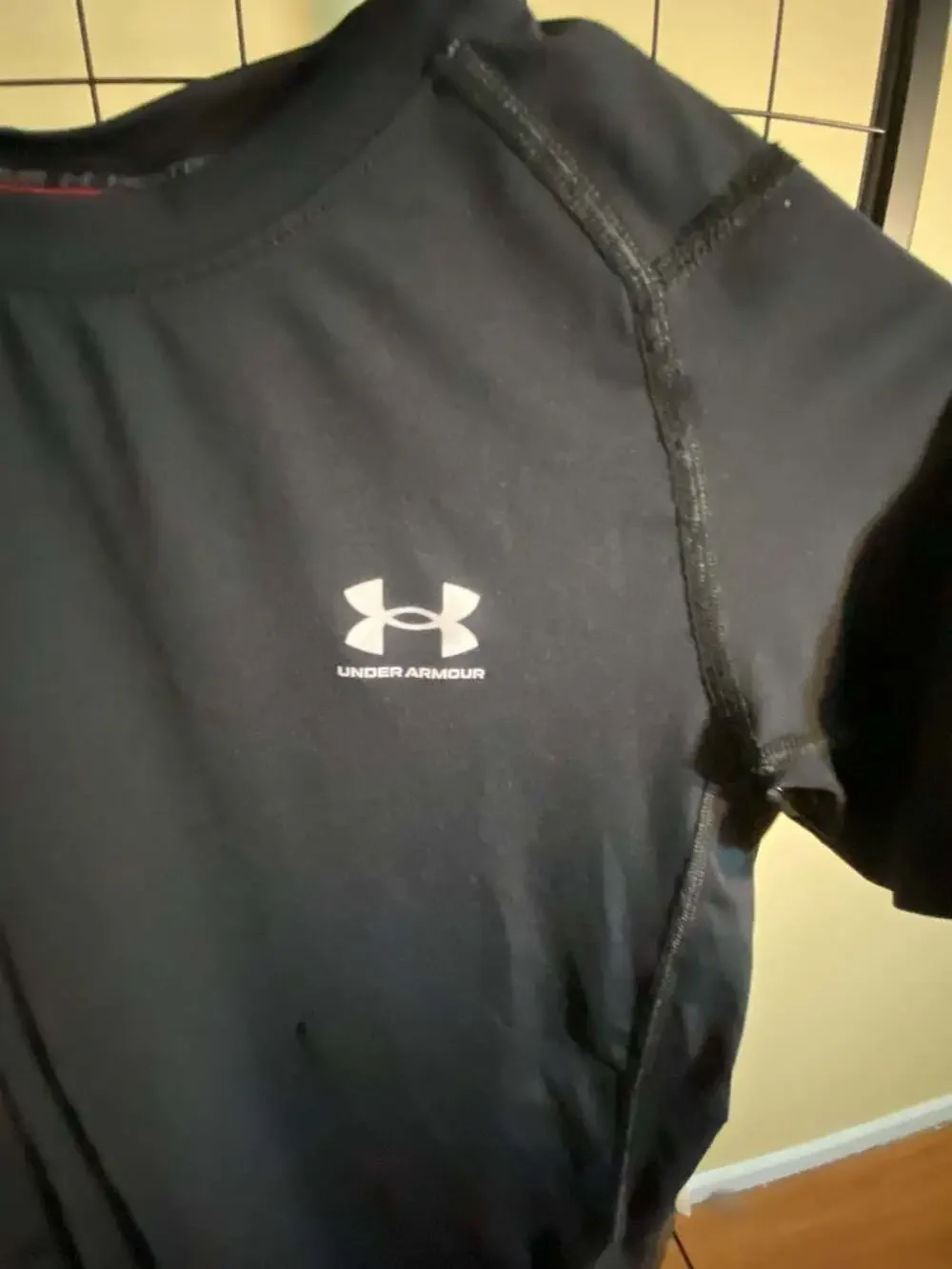 Under Armour HeatGear Fitted Youth Short Sleeve T-Shirt Black